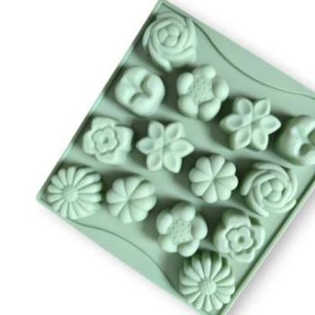 14 adagos virágos szilikon praliné forma kép