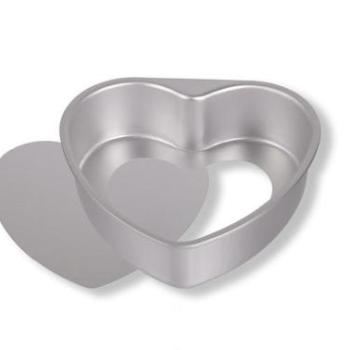 15 cm-es kivehető aljú szív alakú tortaforma kép