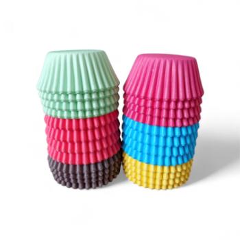 600 db színes minimuffin papír kép