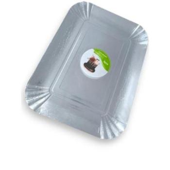 Ezüst színű téglalap alakú papír tortatálca (31*41 cm), 5 db kép