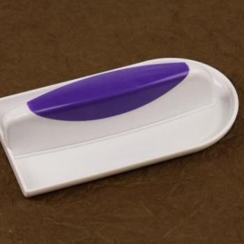 Fondant simító műanyag, lekerekített - tökéletes sima felület minden tortán kép