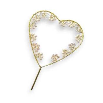 Gyöngyökkel díszített szív alakú beszúró tortadísz, arany színű kép