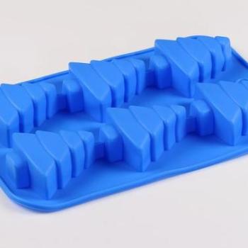 Karácsonyi Szilikon Muffin Forma – 6 Adagos, Fenyőfa Design kép