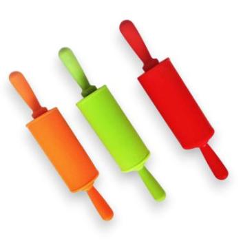 Kis méretű szilikon sodrófa kép