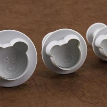 Macifejek Fondant Kiszúró Formák - 2 db, Cukrászati Kiegészítők kép