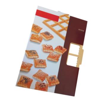 Négyzet alakú pogácsa szaggató rács kép