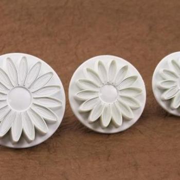 Sokszirmú virág fondant kiszúró  margaréta, gerbera és napraforgó készítéshez kép