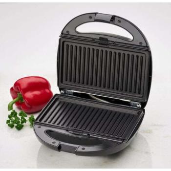 Clatronic ST/WA 3670 Szendvicssütő, 800W, fekete-inox